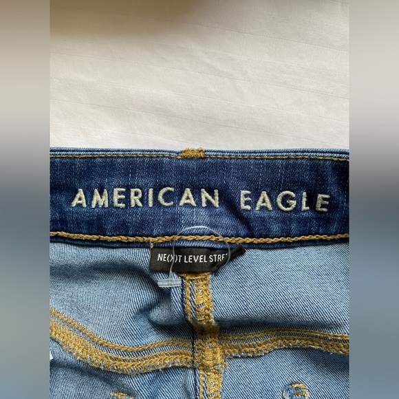 American Eagle outfitters- Curvy High-Rise Jegging - Picture 8 of 9
